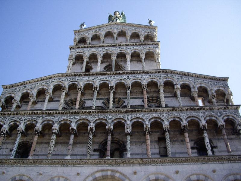 lucques eglise san michele03.jpg